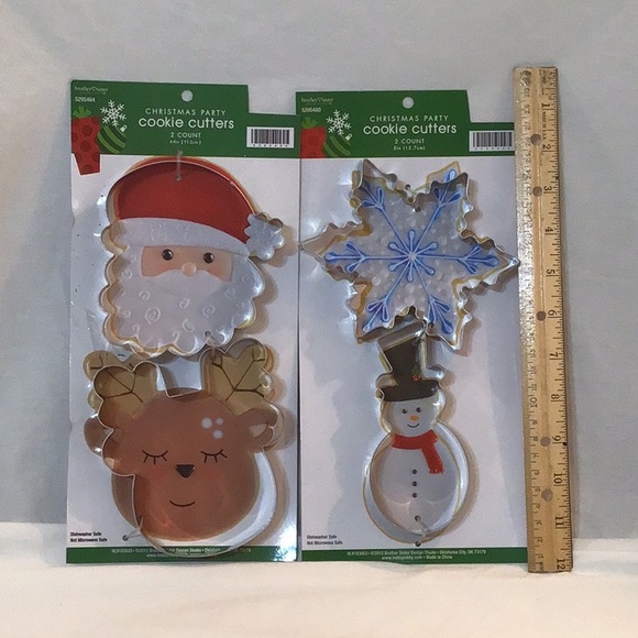 💕NIP💕 large metal Christmas cookie cutters - Picture 2 of 5
